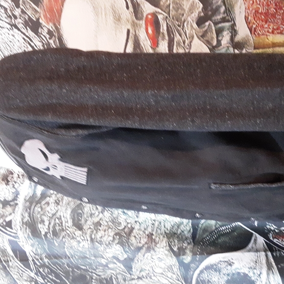 Coat - Picture 2 of 4